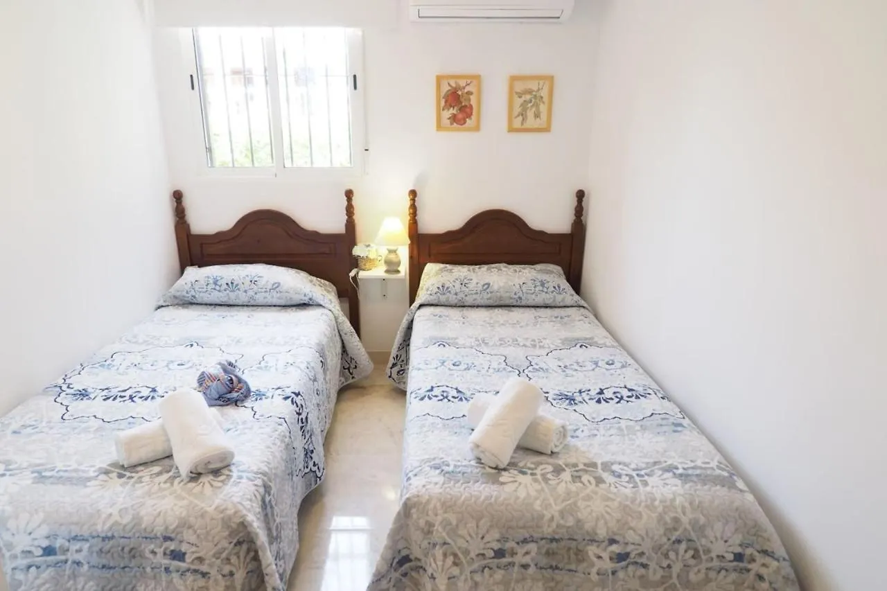 Nerja Paradise Rentals - Villa Los Leones