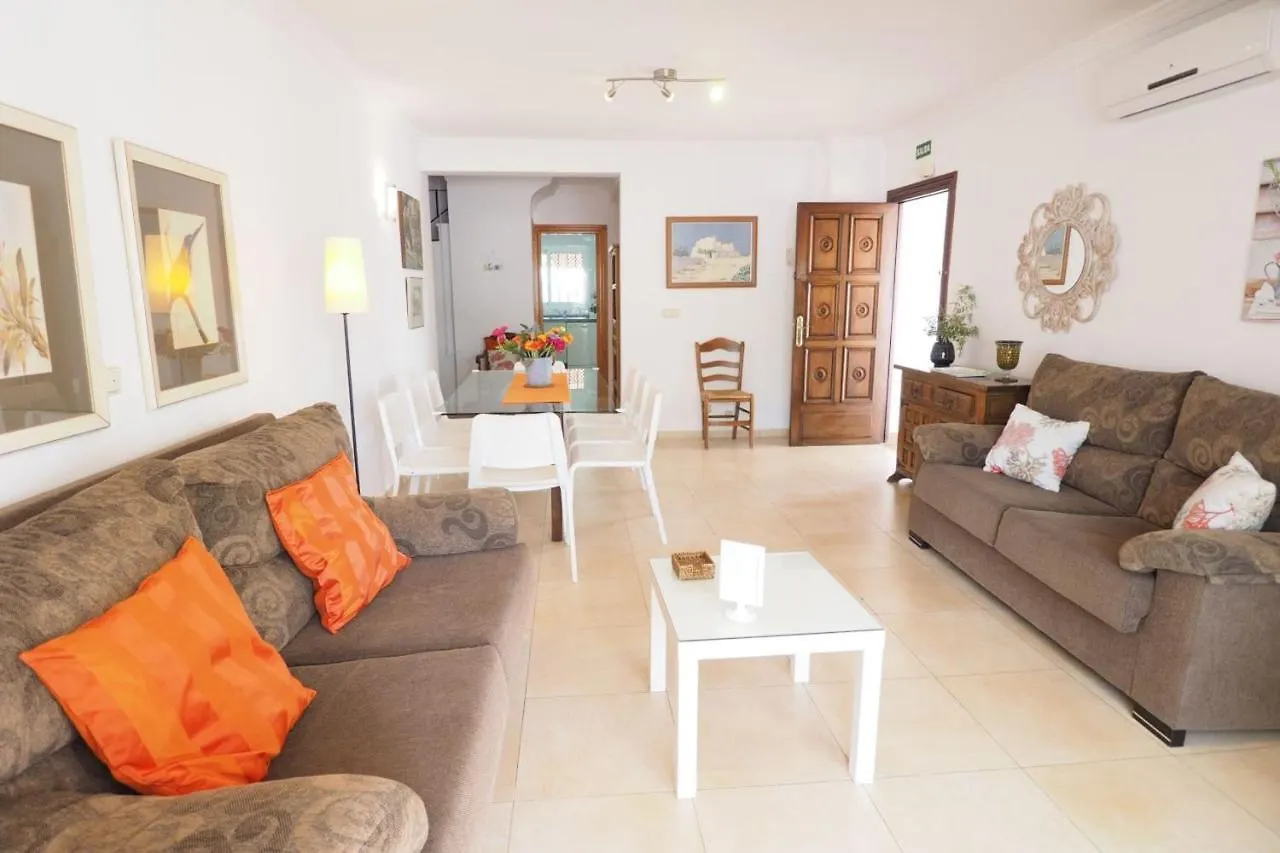 Nerja Paradise Rentals - Villa Los Leones