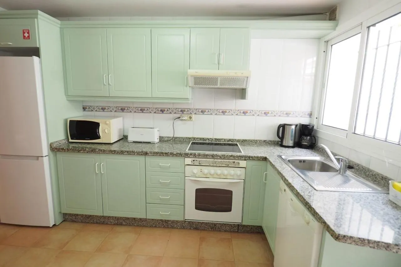 Nerja Paradise Rentals - Villa Los Leones